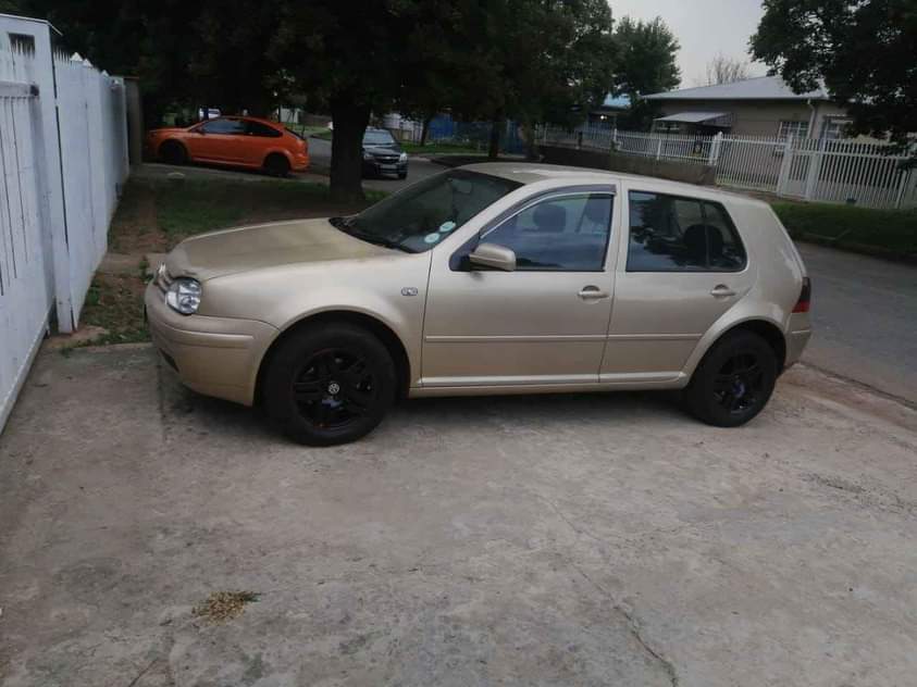 Mercedes S.