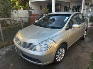 used nissan tiida