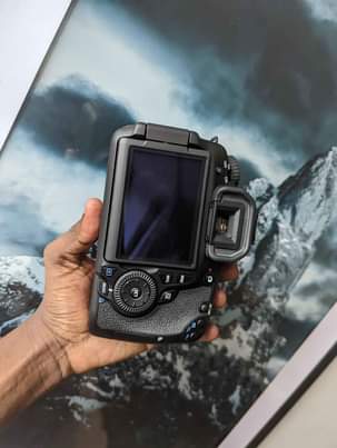 A picture of canon 60D Body Pekee