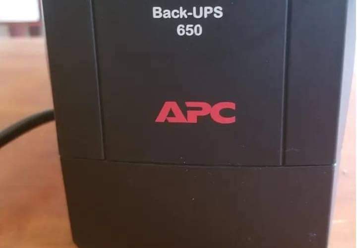 A picture of APC 650 Back UPS 650VA 230V black