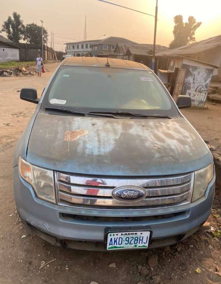 A picture of 2006 Ford edge Firstbody pan 