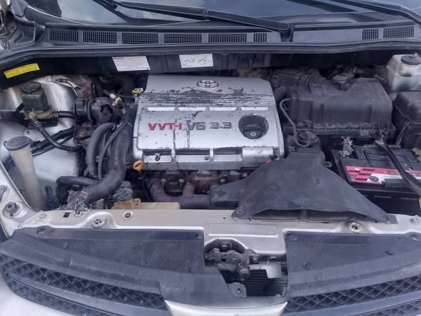 A picture of Toyota Sienna 2005