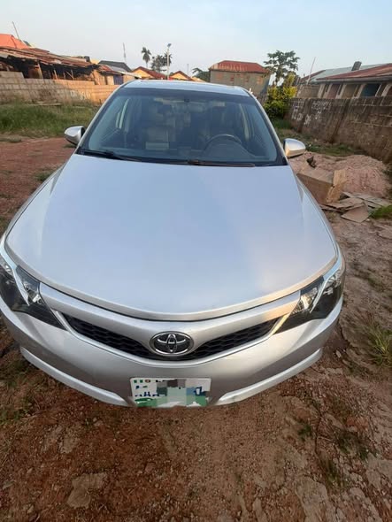 A picture of Toyota Camry 012