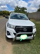 used toyota hilux