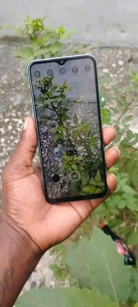 A picture of OPPO A77S