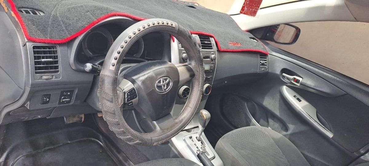 A picture of  HOTTEST DEAL BRIEFLY DRIVEN 2012 TOYOTA TOKS Standards FIRST