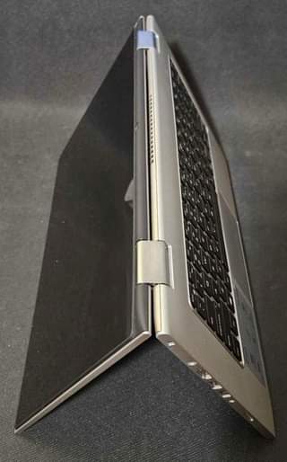 A picture of Dell Inspiron 7348 2 in 1