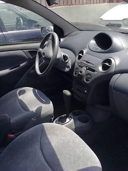 A picture of 2004 Toyota yaris