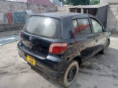 A picture of Vitz old