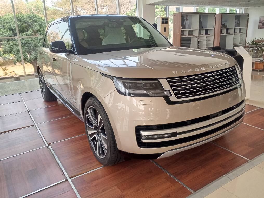 A picture of 2025 LWB WITH FULLY PAID DUTIES 700m