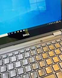 A picture of Tunauza laptops na desktops za aina zote.
