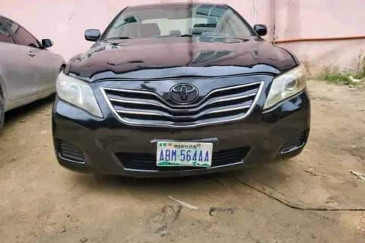 A picture of Toyota Camry 08