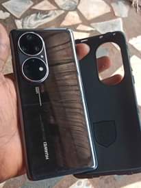 A picture of Huawei p50 pro 8gb 256gb snapdragon888 very clean camera with