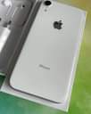 A picture of Iphone xr clean