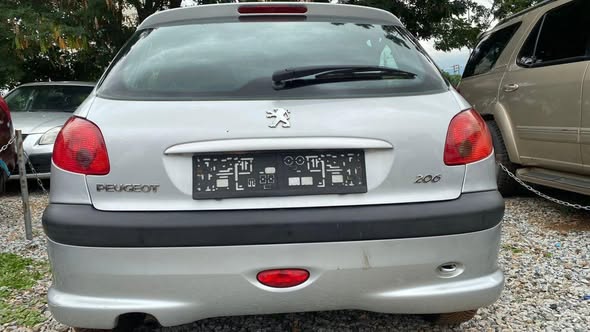 A picture of Foreign Used Peugeot 2006