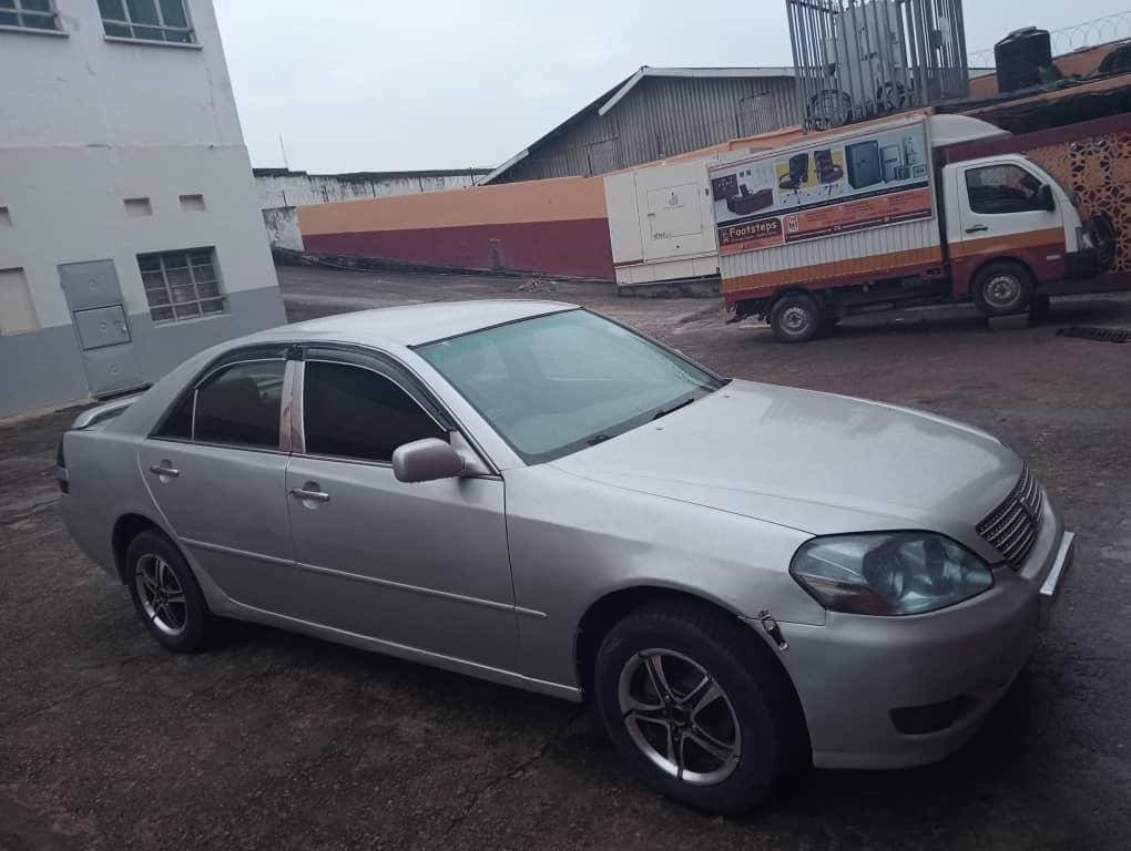 A picture of 2000 Toyota toyota