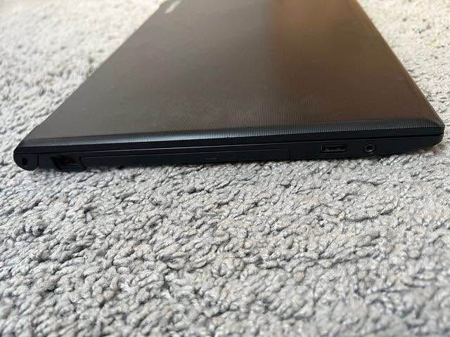 A picture of Toshiba Satellite Pro R50 B 109
