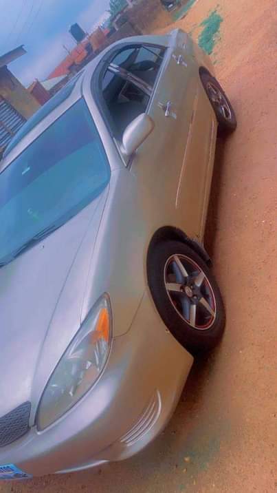 A picture of 2004 Toyota Camry 08069525376