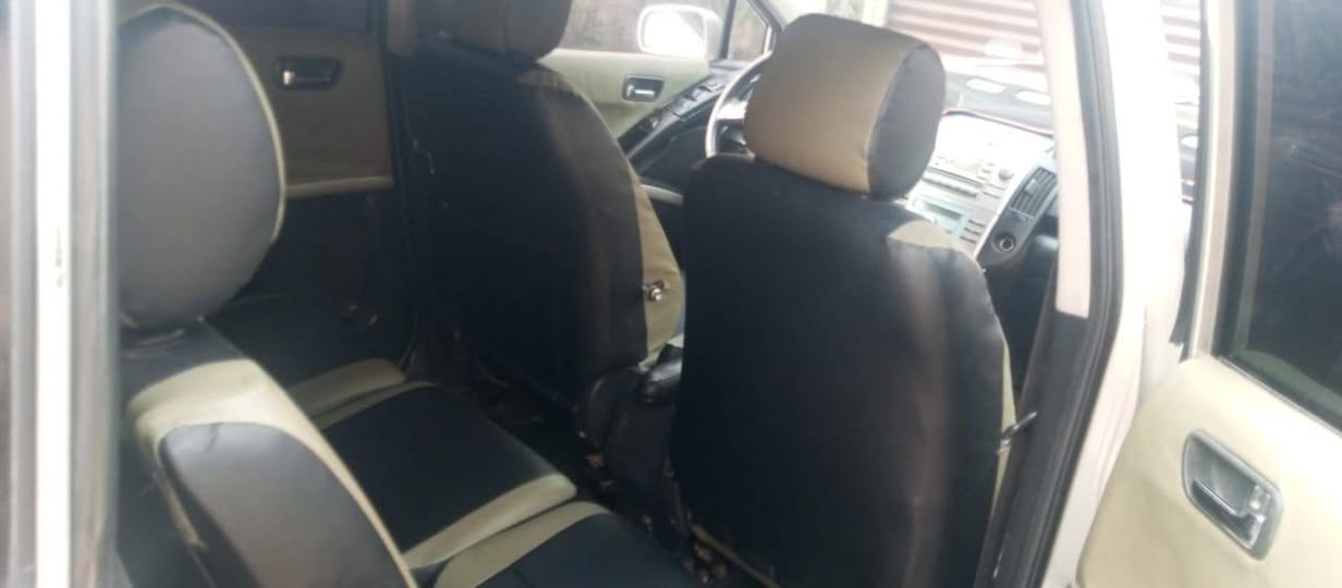 A picture of Toyota Verso 3 Seater 4plugs Engine First body Automatic Gear
