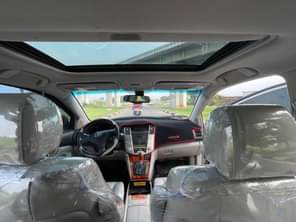 A picture of Quick deal Very sharp 2005 rx330 First owner First user