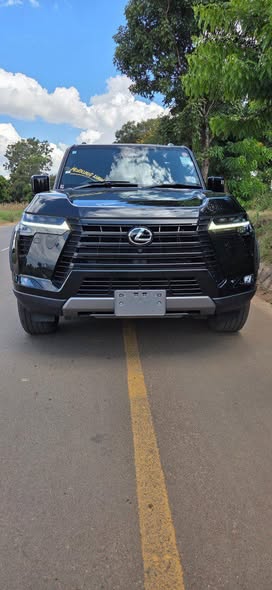 lexus