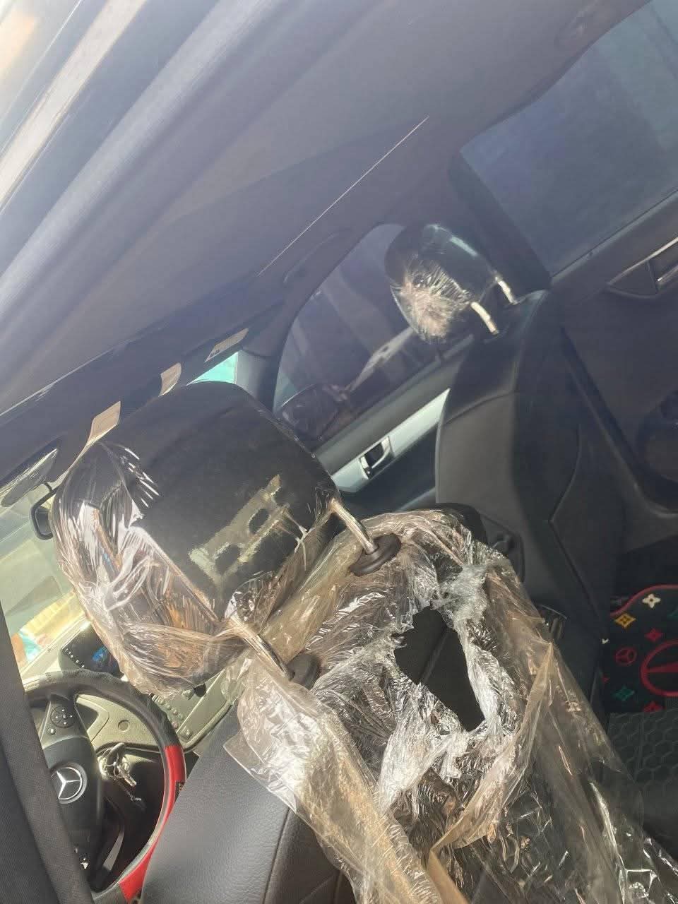 A picture of C300 09126369045