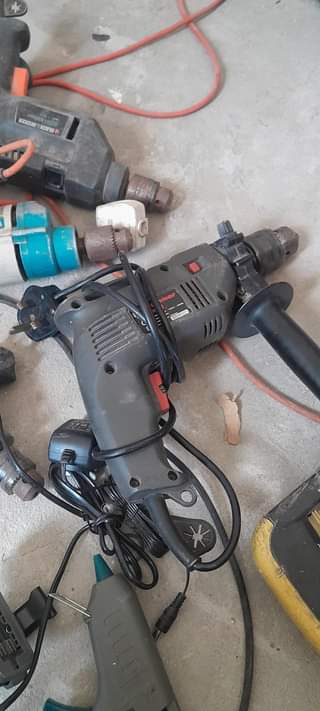 A picture of Tools mchanganyiko