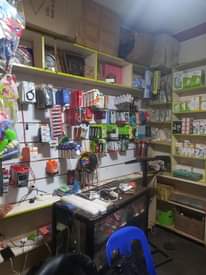 A picture of Am selling an electronics toys and phone accessories shop located
