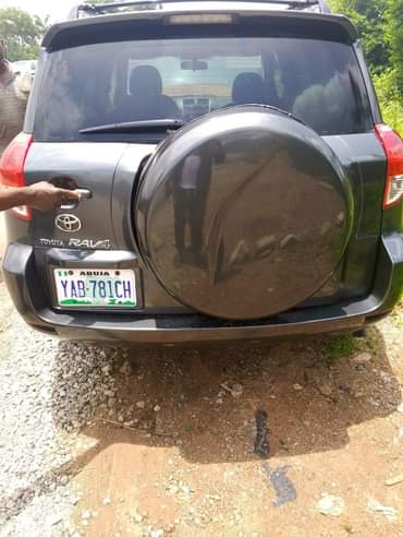 A picture of NEATLY USED TOYOTA RAV4 2009 MODEL PRICE 5.6M LOCATION Abuja