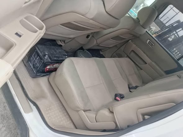 A picture of 2008 Honda pilot