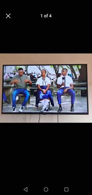 A picture of Tv Hisence inch 40 LED bei 390 000 ina rimot