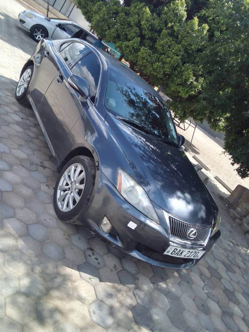 lexus