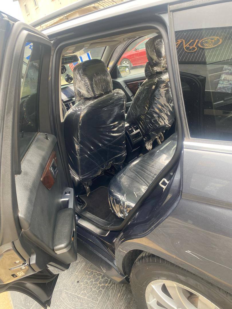 A picture of SWEET DEALS Call WhatsApp 08067902101 Neatly used 010 GLK in