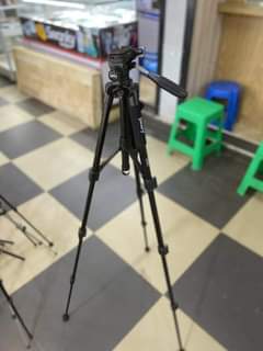 A picture of Jmary camera stand