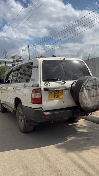 A picture of Toyota landcruiser 0711 624 884