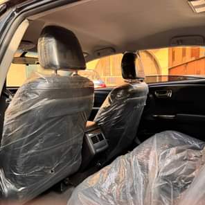 A picture of Foreign used Toyota Avalon 2015 XLE Accident free First body