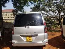 A picture of 2002 TOYOTA NOHR