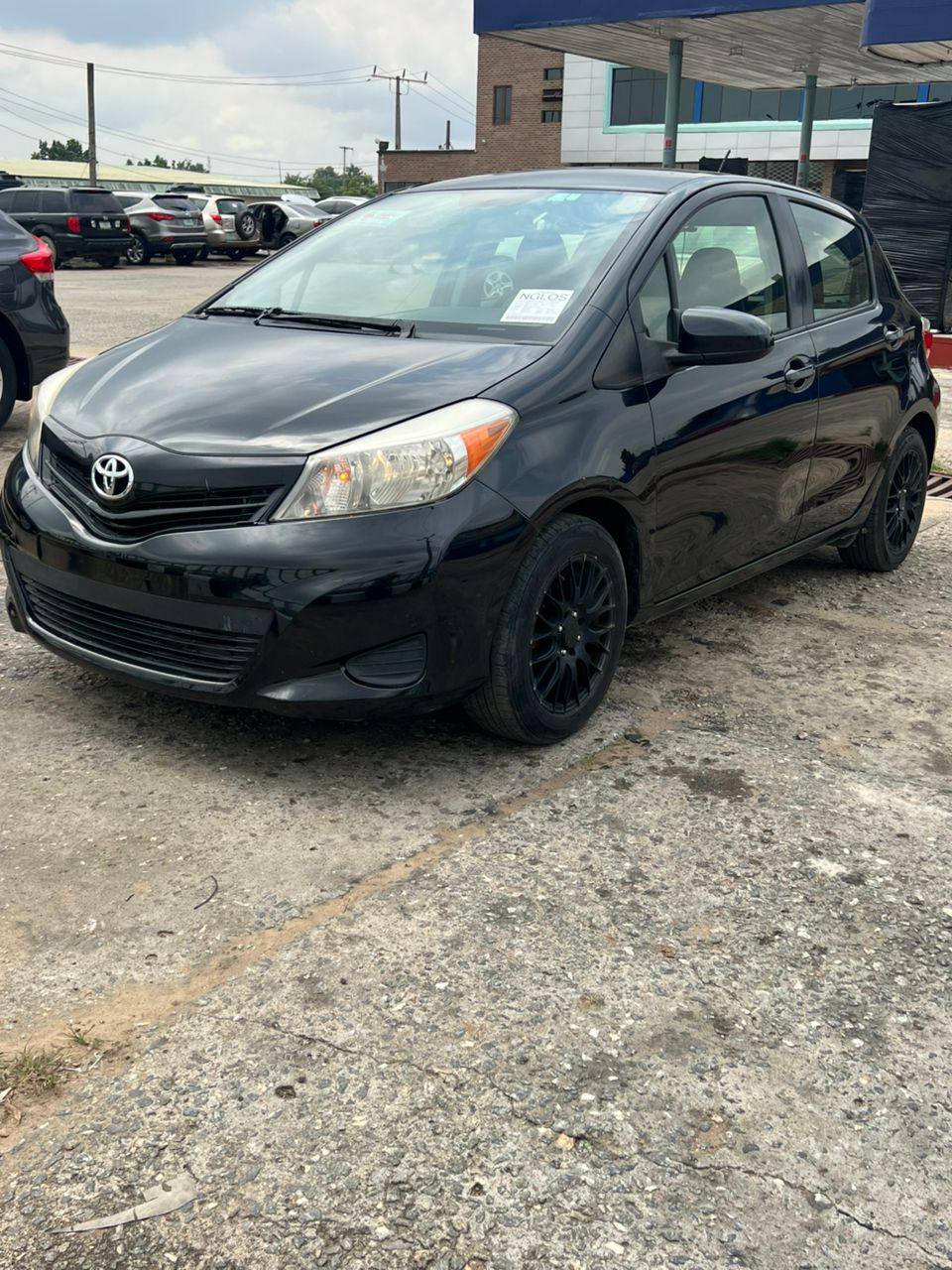 A picture of 2013 toks TOYOTA YARIS FOR SALE 