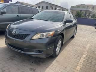 A picture of camry sport 2008