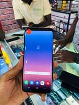 A picture of Samsung S8plus at 490000 call on 0708573469