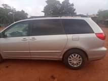 A picture of Toyota sienna 2008