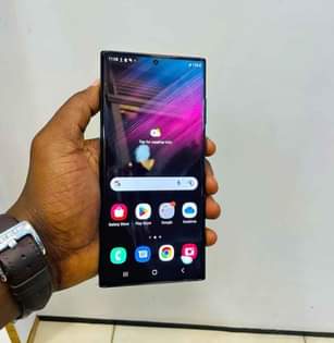 A picture of s22 ultra