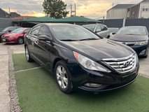 A picture of Hyundai Sonata 2011