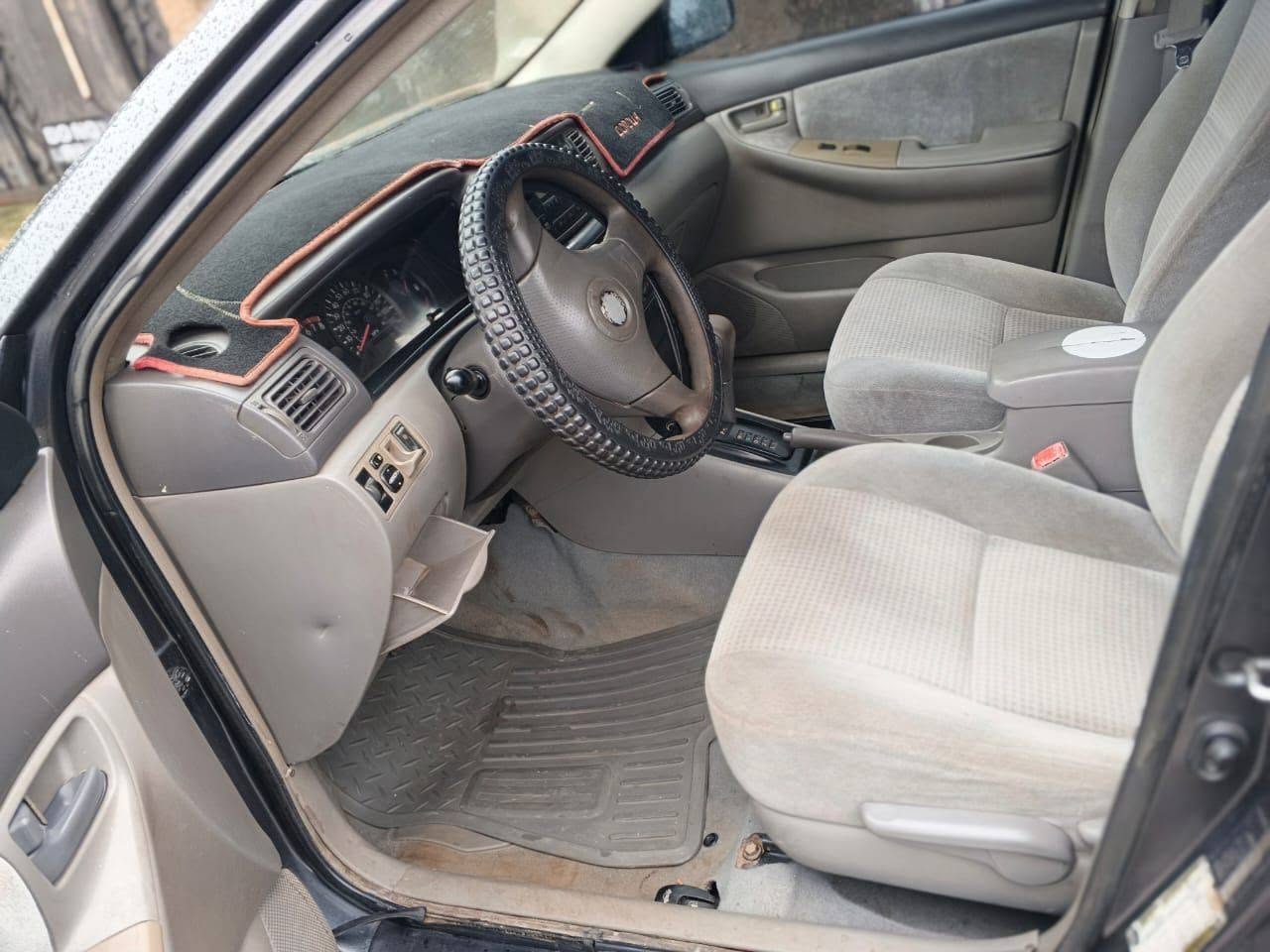 A picture of EXTREMELY SUPER CLEAN SHARP 2007 TOYOTA COROLLA With Sound Untampered