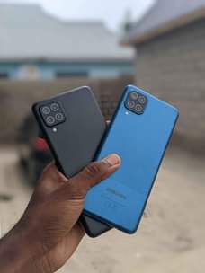 A picture of Samsung a12