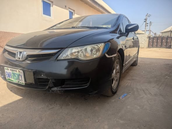 A picture of Honda civic 2008