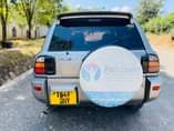 A picture of rav 4 naitupa kwa ml 8 5 tu