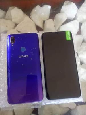 A picture of Vivo 11i gb64