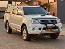 used toyota hilux