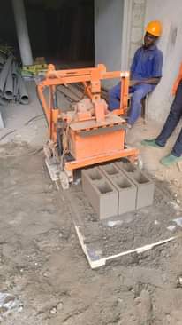 A picture of Concrete block machine